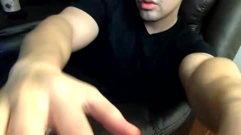 Snapshot of mrbree chatting on 06/22/26, 04:48 Mr Bree online show from 06/22/26, 04:48