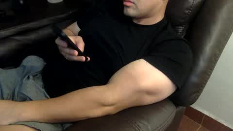Snapshot of mrbree chatting on 06/29/26, 05:13 Mr Bree online show from 06/29/26, 05:13