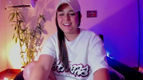 Laura online show from 12/20/24, 06:29