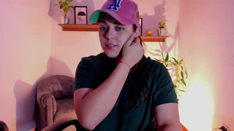 Laura online show from 02/17/25, 02:31