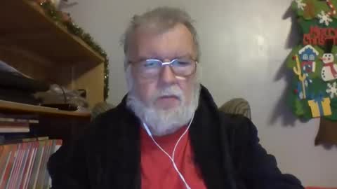 Snapshot of mrcloseup chatting on 12/04/24, 07:06 mrcloseup online show from 12/04/24, 07:06