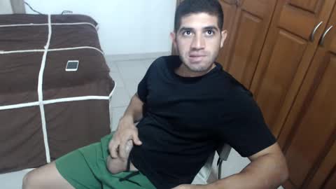 Snapshot of mrcum24 chatting on 12/10/24, 03:52 Will online show from 12/10/24, 03:52