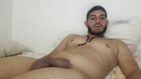 Snapshot of mrcum24 chatting on 12/30/24, 12:22 Will online show from 12/30/24, 12:22