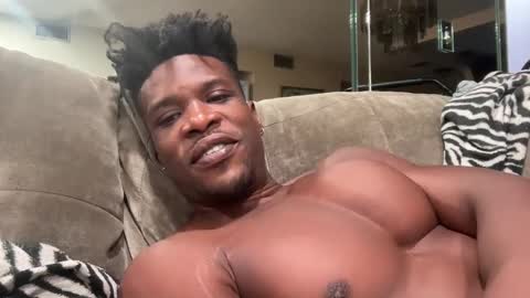 Snapshot of mrdaddyblackni9e chatting on 10/16/25, 12:06 Daddy Nine online show from 10/16/25, 12:06