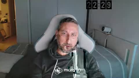 mrdr000 online show from 03/22/26, 09:29