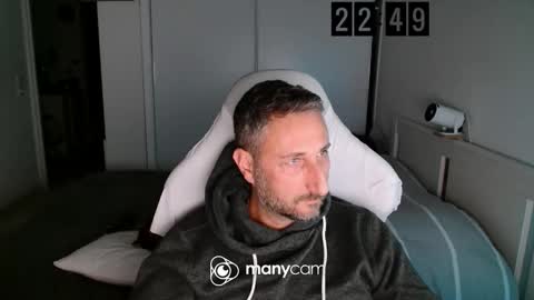 mrdr0o0o online show from 11/06/25, 09:48