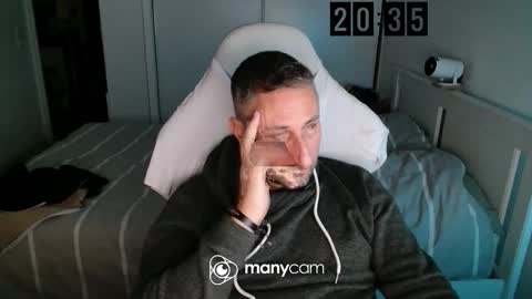 mrdr0o0o online show from 11/21/25, 07:34