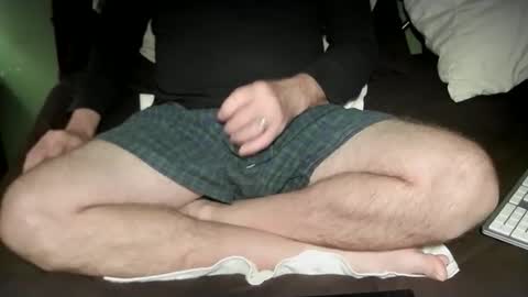 mrericsmith  email hidnnn online show from 11/19/25, 05:40