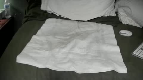 Snapshot of mrericsmith chatting on 12/22/25, 01:52 mrericsmith email hidnnn online show from 12/22/25, 01:52