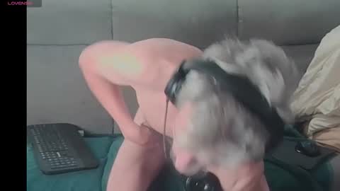 Snapshot of mreurope69 chatting on 11/06/25, 11:22 I am Hardy online show from 11/06/25, 11:22