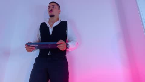 Mr Fox online show from 12/20/25, 07:43