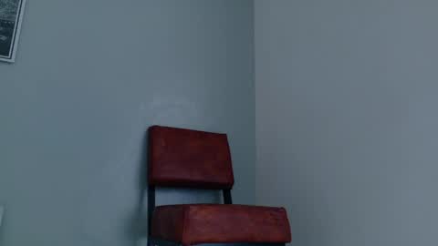 Mr Fox online show from 04/14/26, 08:04