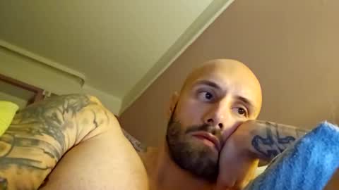 Snapshot of mrga591904 chatting on 11/21/25, 07:29 mrga591904 online show from 11/21/25, 07:29