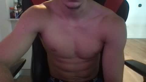 Snapshot of mrgokrazy chatting on 01/07/25, 06:24 Savage online show from 01/07/25, 06:24