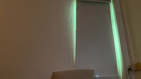 mriea_ online show from 04/20/26, 03:53