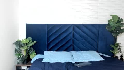 mrjustin_ online show from 11/27/25, 07:27