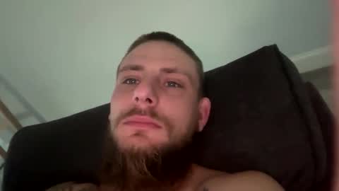 Snapshot of mrliquordown69 chatting on 11/18/25, 12:42 mrliquordown69 online show from 11/18/25, 12:42