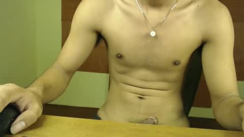 Snapshot of mrloverboybigcock chatting on 01/29/25, 10:11 john online show from 01/29/25, 10:11