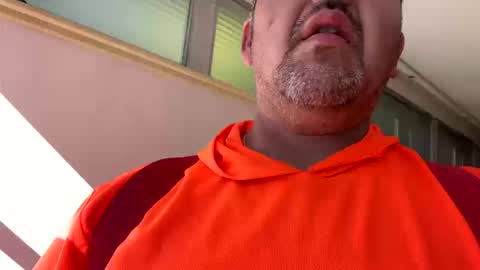 Snapshot of mrmex87 chatting on 10/15/25, 07:47 mrmex87 online show from 10/15/25, 07:47