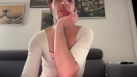 TaleOfLaura online show from 12/23/24, 02:13