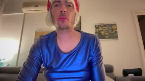 TaleOfLaura online show from 10/29/25, 07:04