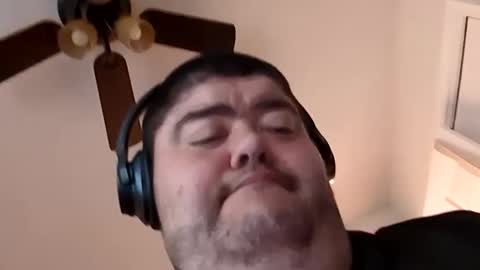 mrorange50187 online show from 10/12/25, 01:32