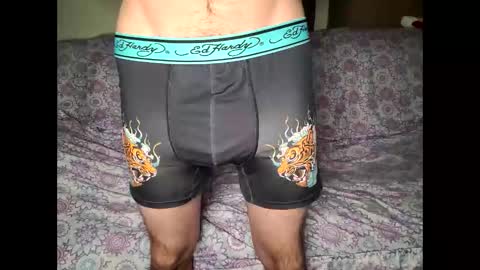 Snapshot of mrporno999 chatting on 12/20/25, 11:17 mrporno999 online show from 12/20/25, 11:17