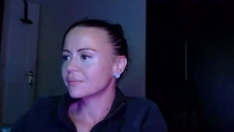 mrs_bunny_swing online show from 04/15/26, 05:42