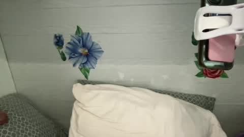 Snapshot of mrs_kinkie chatting on 12/10/24, 02:50 mrs_kinkie online show from 12/10/24, 02:50