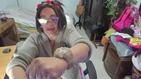 Snapshot of mrs_mommy chatting on 03/09/25, 01:46 mrs_mommy online show from 03/09/25, 01:46