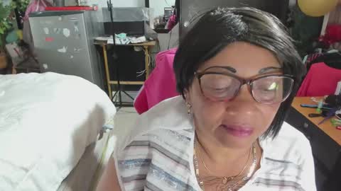 mrs_mommy online show from 11/27/25, 08:00