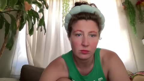 Snapshot of mrsbikesheba chatting on 11/06/25, 04:52 Babs Bear online show from 11/06/25, 04:52