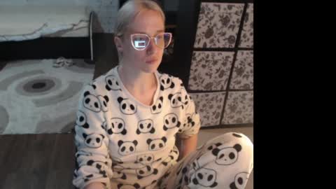 Sasha online show from 04/16/26, 04:08