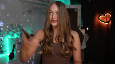 YOUR OWNER online show from 12/20/25, 03:30