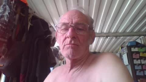 Snapshot of mrsubman chatting on 05/23/26, 04:33 Chuck online show from 05/23/26, 04:33