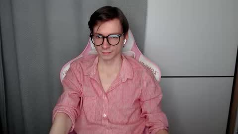 Shy Boy  online show from 12/01/25, 09:58