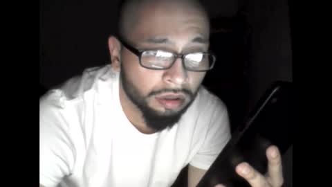 Snapshot of mrvicmac chatting on 10/10/25, 08:35 victor mancha online show from 10/10/25, 08:35