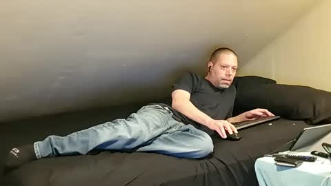 Snapshot of mrxhere chatting on 02/14/25, 06:45 mrxhere online show from 02/14/25, 06:45