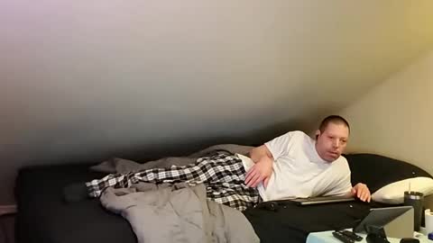 Snapshot of mrxhere chatting on 02/20/25, 02:35 mrxhere online show from 02/20/25, 02:35