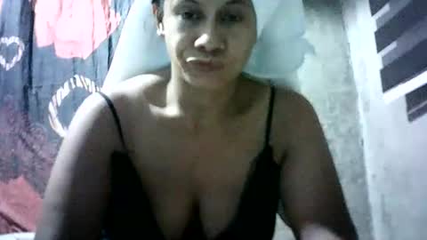 Snapshot of ms_charm04 chatting on 06/07/26, 12:53 ms_charm04 online show from 06/07/26, 12:53