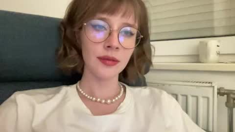 ms_christiana online show from 05/06/26, 06:57