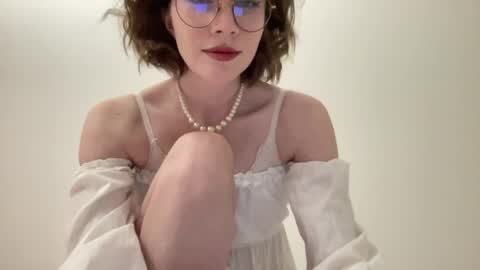 ms_christiana online show from 05/13/26, 07:55