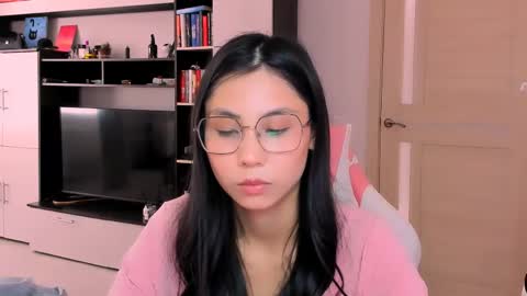 ms_emily_ online show from 05/30/26, 09:50