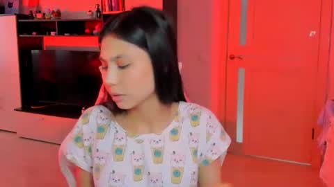 ms_emily_ online show from 06/10/26, 10:36
