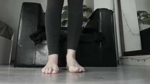 Snapshot of ms_enigma chatting on 02/18/25, 01:33 Goddess. Miss. Lady. Queen. Madam Milady online show from 02/18/25, 01:33