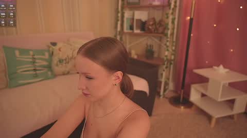 Snapshot of ms_evasweet chatting on 05/18/26, 11:49 Eva 3 online show from 05/18/26, 11:49