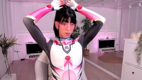 Samantha online show from 02/22/25, 02:39