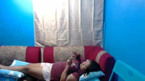 Snapshot of ms_nathalie chatting on 02/16/25, 04:53 Nathalie online show from 02/16/25, 04:53