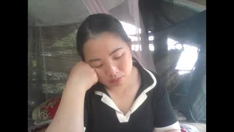 ms_pham online show from 04/17/26, 09:34