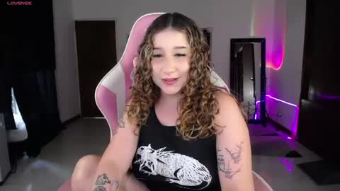 Snapshot of ms_ratuelita chatting on 07/05/26, 06:59 Manuela3 online show from 07/05/26, 06:59